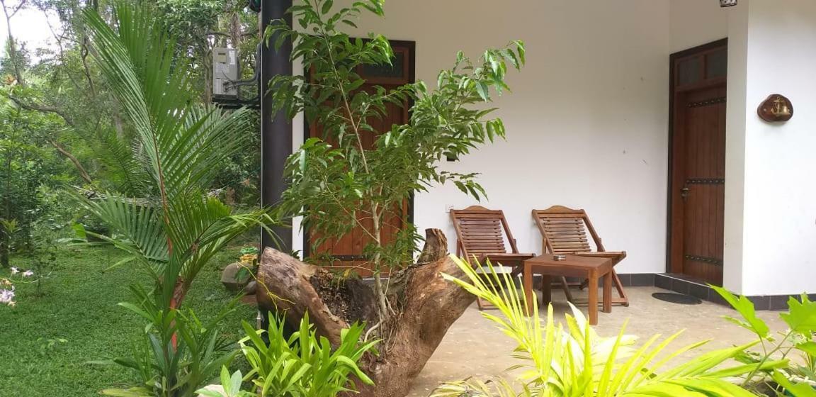Peacock Riverside Udawalawe Ngoại thất bức ảnh