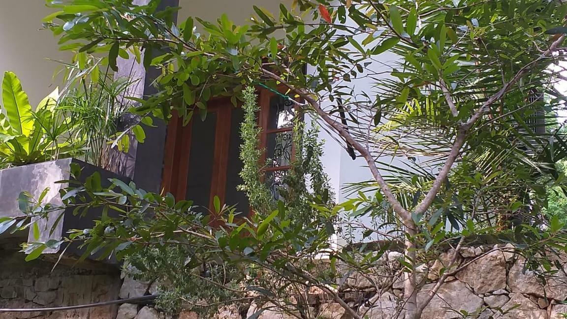 Peacock Riverside Udawalawe Ngoại thất bức ảnh